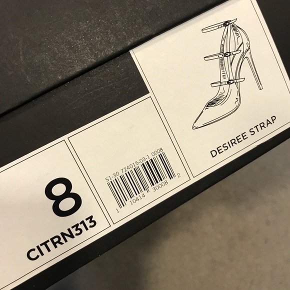 Yellow Pumps - Picture 7 of 7